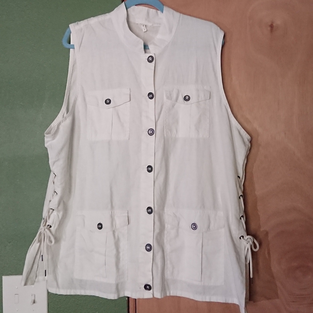 Maurices Lace Up Linen Blend Cargo Vest Sz 2 NWT